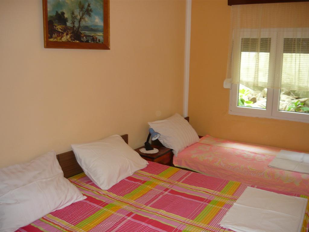Rooms Banicevic Risan Rom bilde